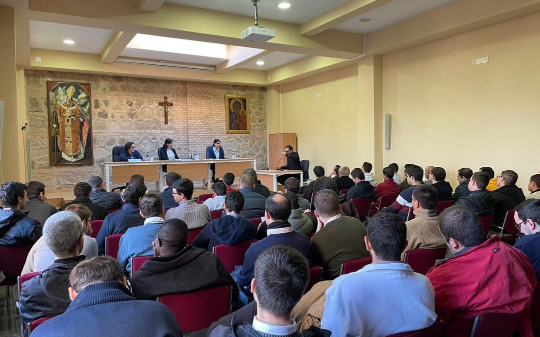 Encuentro del Seminario Mayor de Toledo con distintas realidades de Vida Consagrada